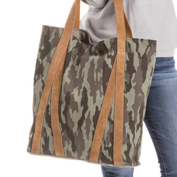 Camo Tote Bag with Leather Straps - Picture 1 of 2